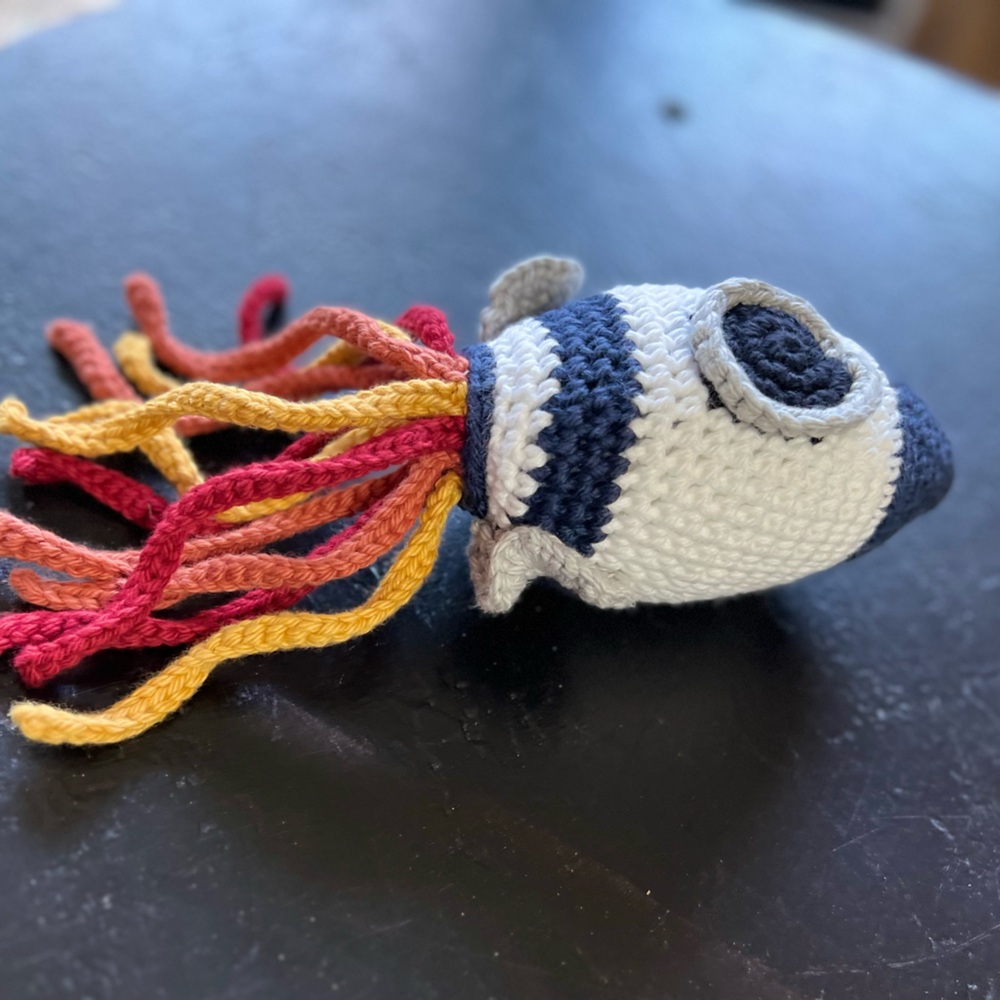 Handmade Knit Spaceship Stuffed Toy. Beautifully made high quality & condition! - Picture 11 of 13